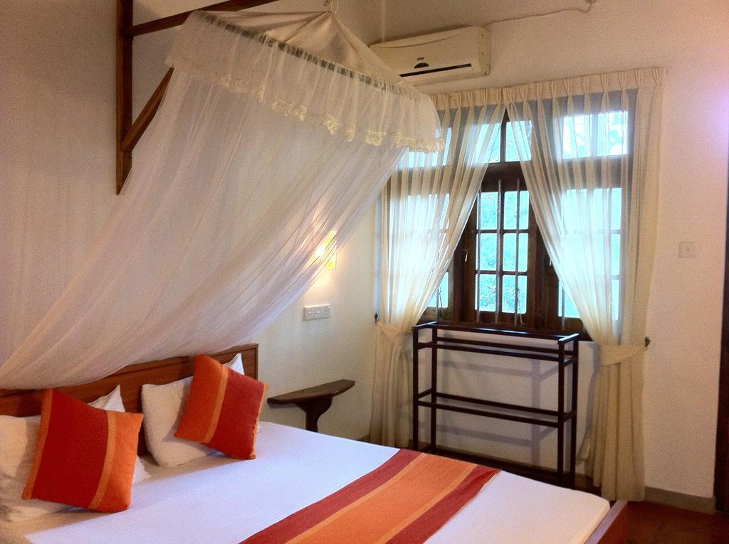 Little Paradise Tourist Guest House And Holiday Home Anuradhapura Quarto foto
